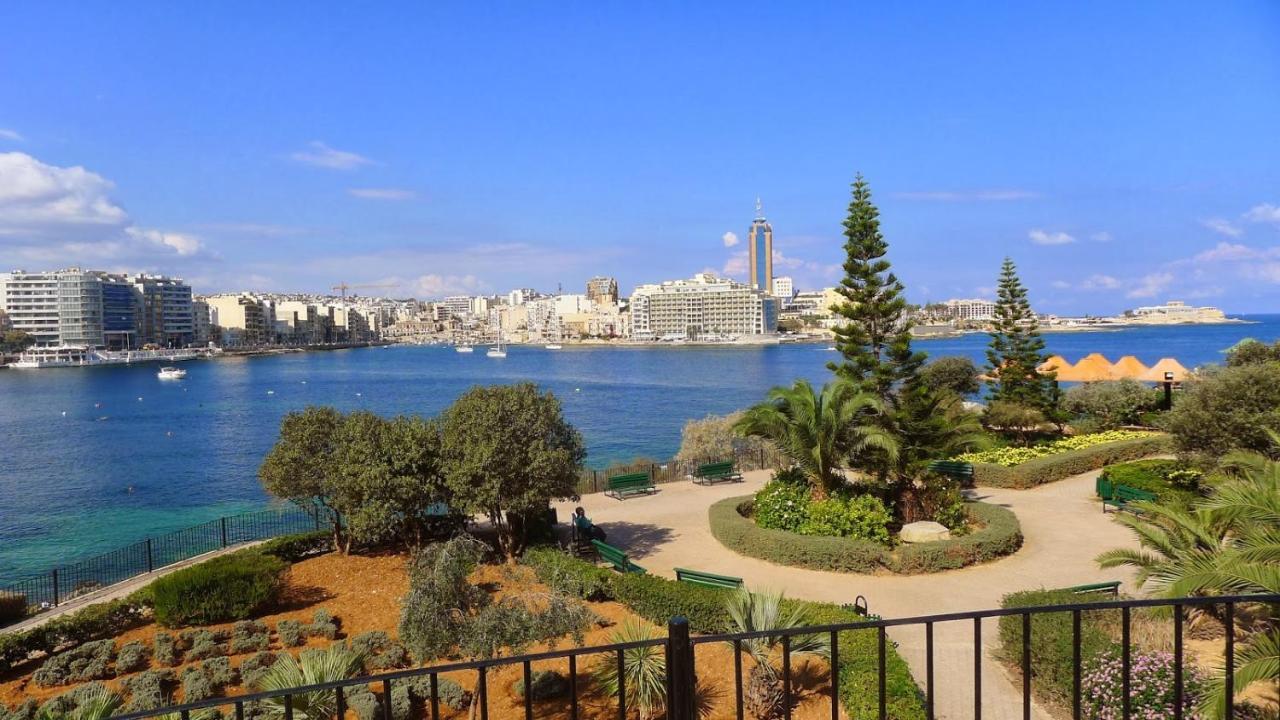 Modern Apartment Steps From Balluta Bay Sliema Eksteriør bilde
